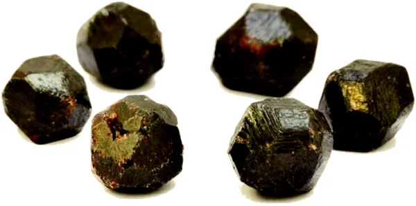 Raw Garnet Cluster